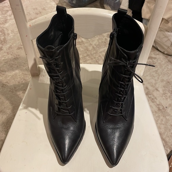 Massimo Baldi Victorian style leather ankle boots - Picture 2 of 5